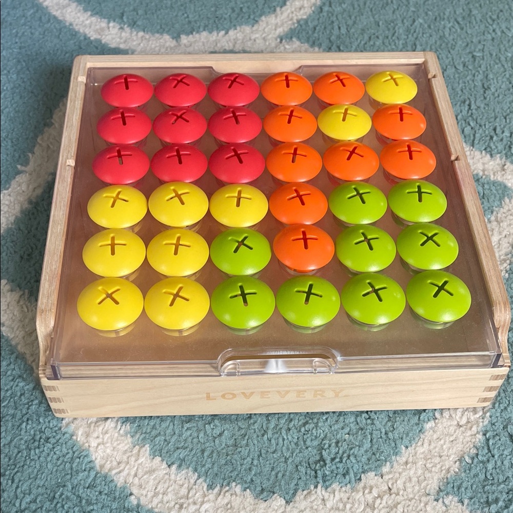 Lovevery Colorful Peg Puzzle - Rainbow Buttons